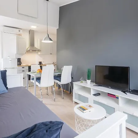Apartment Cozy In With Wifi