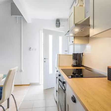 Apartment Cozy In With Wifi